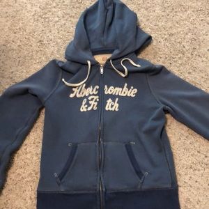 Abercrombie & Fitch hooded sweater